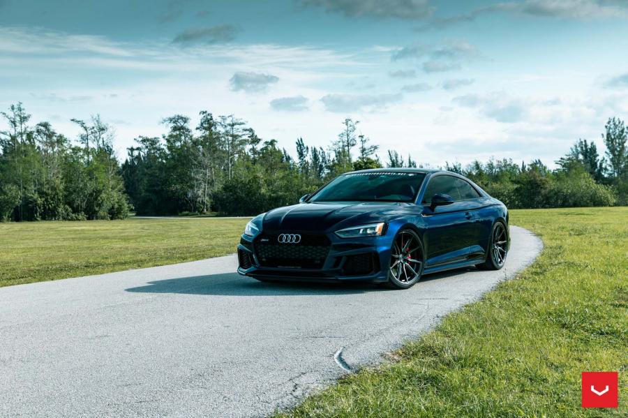 Audi RS5 Coupe on Vossen Wheels (HF-3) 2019 года  (фото 4 из 27)